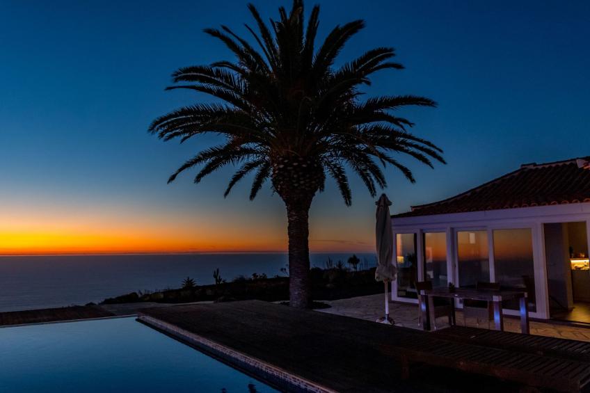 Romantische Ferienvilla mit Infinity-Pool und Panoramameerblick - foto 47