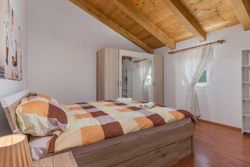 "The Village" - foto 15