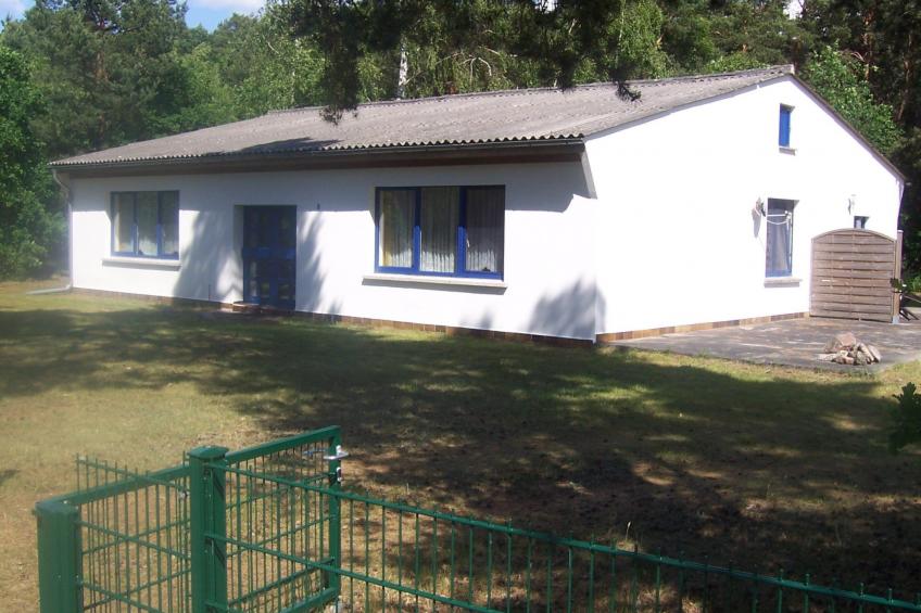 Appartement mit Garten, Grill und Terrasse