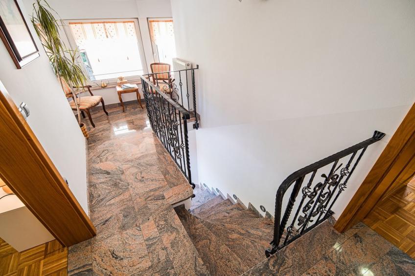 Sunny and Comfortable Apartment with Terrace and Garden - Two Bedroom Apartment with Terrace - foto 17