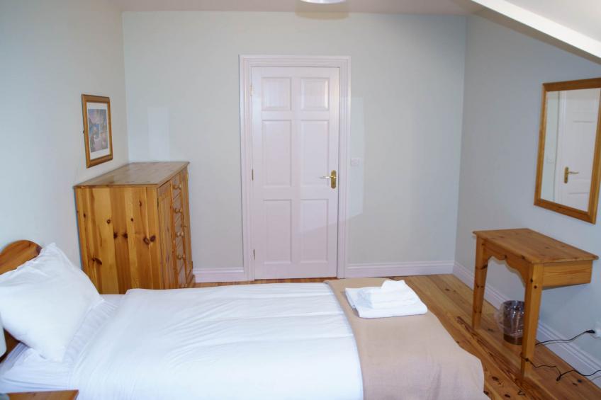 Dingle CY (TR4) - 3 Bed NO 2 - foto 19