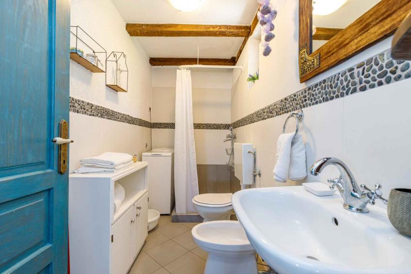 Vakantiehuis met jacuzzi - BF-DGDHR - foto 14