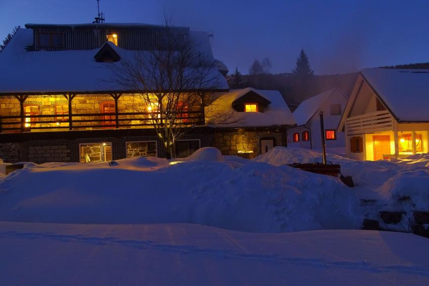 Exklusives Ferienhaus mit Schwimmbad direkt am Wasser - foto 59