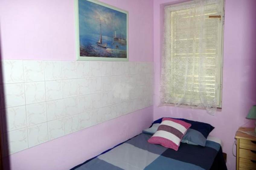 Serene Barbat Escape with Just Minutes from the Beach - One Bedroom Apartment with Balcony 2 - foto 9