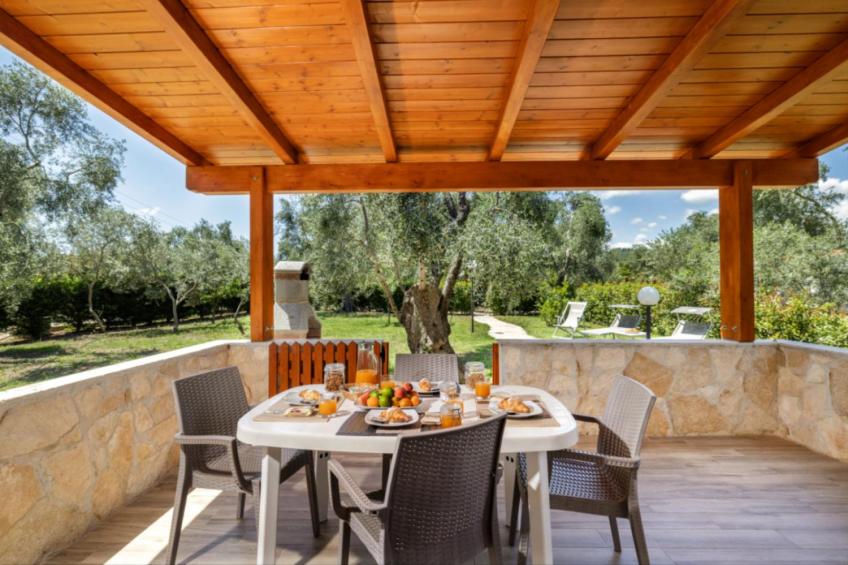 Detached villa with 2 bathrooms - foto 2