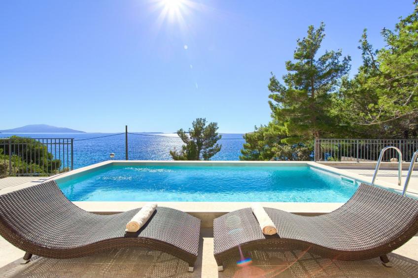 Geräumige, luxuriöse 5-Ferienvilla mit Meerblick, eigenem Pool und großer Terr - foto 12