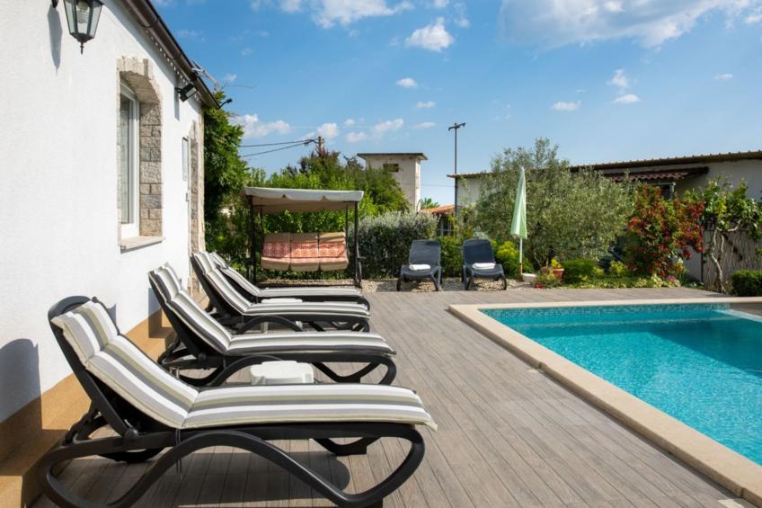 House Barat - foto 4