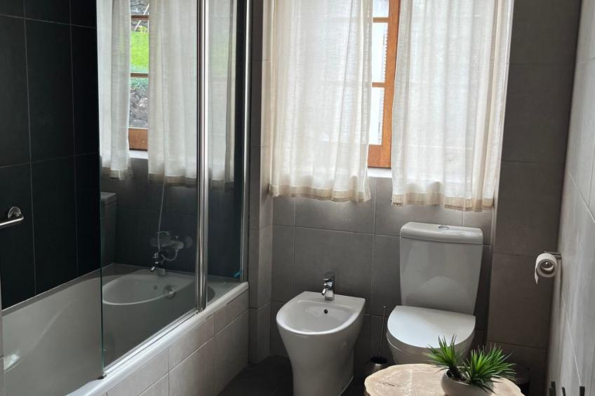 "Vinea Lava" mit Blick auf das Wasser - foto 113