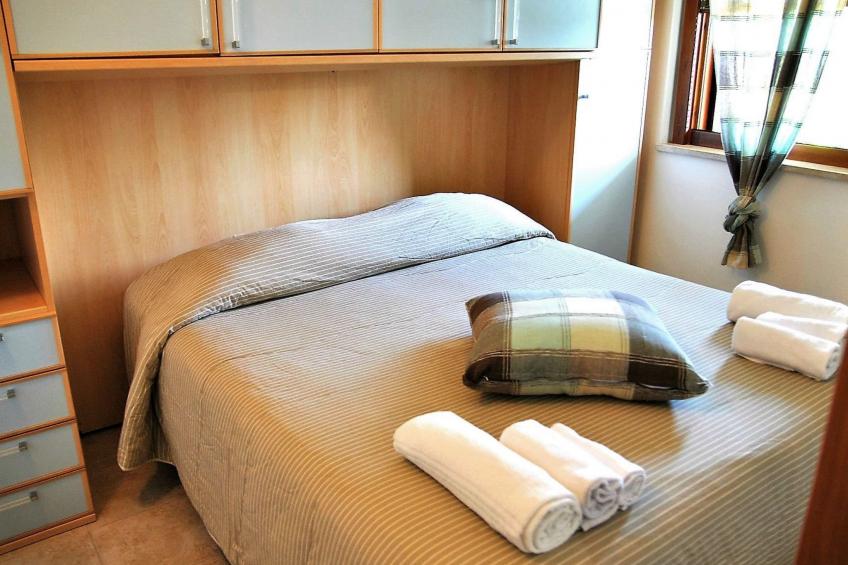 Charmantes Haus in Fondi mit überdachter Veranda - foto 12