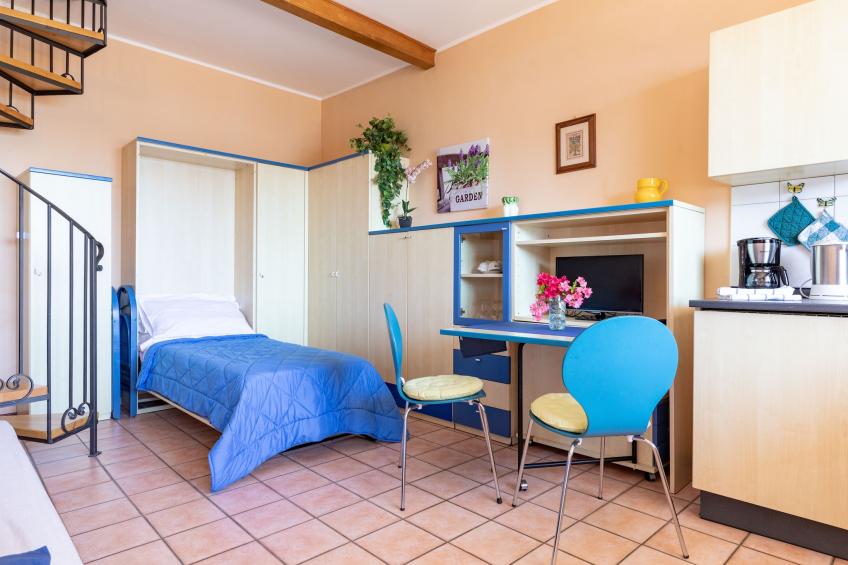 LAGO MAGGIORE - APPARTAMENTO Balcony & Patio VISTA FRONTE LAGO IDEALE PER FAMIGLIE - foto 11