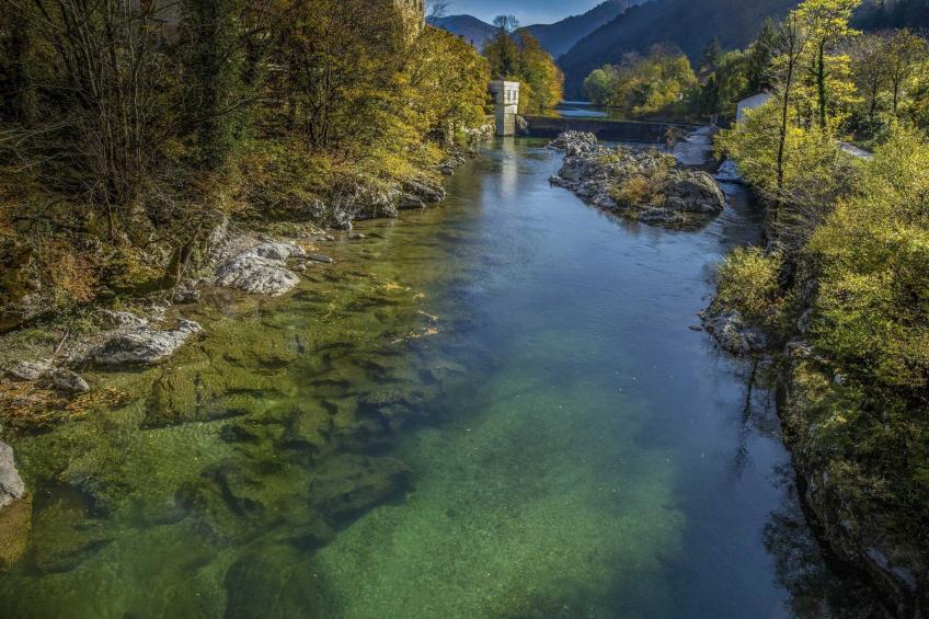 Riverside Rustic Ridge Apartments with Balcony - Three Bedroom Apartment with Balcony - foto 13