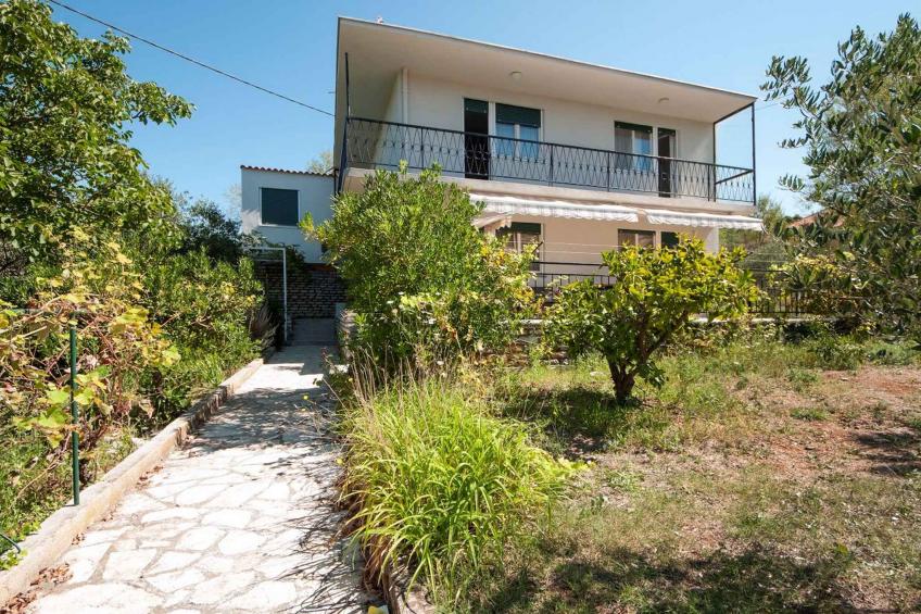 Holiday house with garden, 3 terraces and sea view - BF-WY2Y