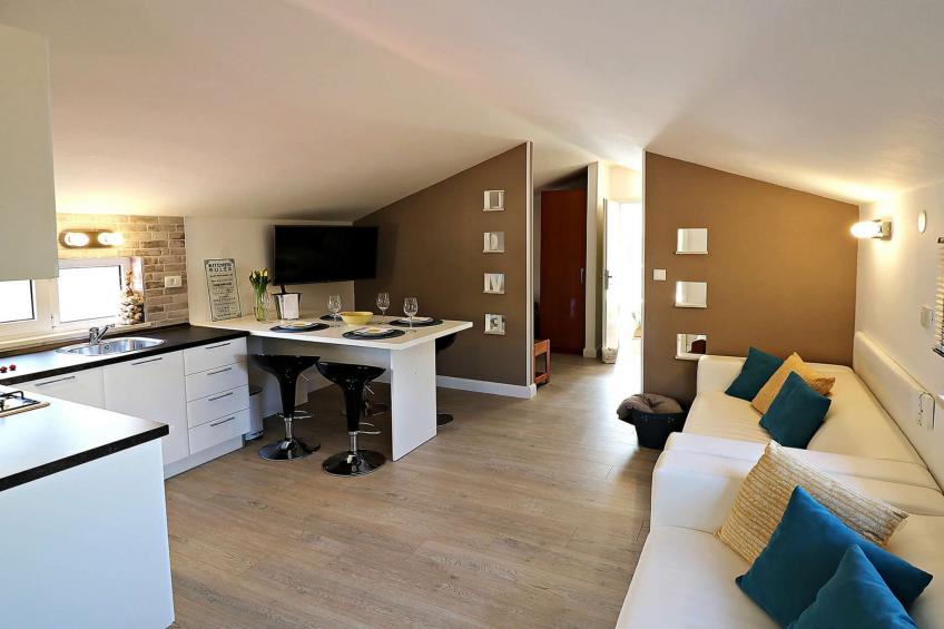 Villa Šolo – Peaceful Nature Park Getaway - Six Bedroom Villa With Heated Pool - foto 2