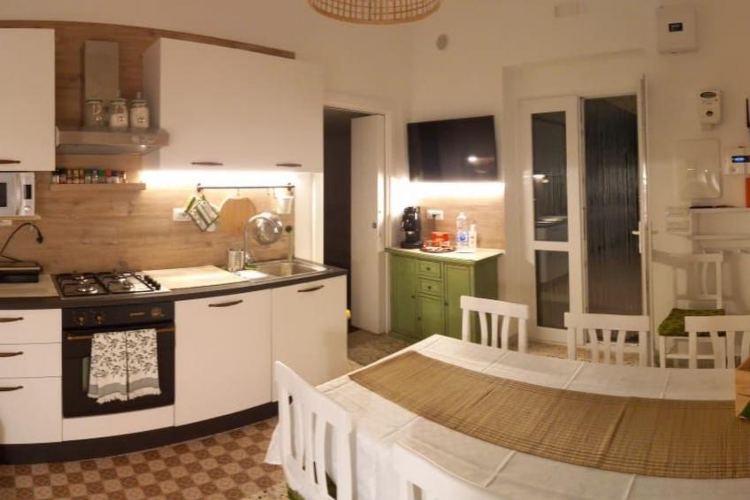 Rundes Steinhaus mit Whirlpool - foto 10