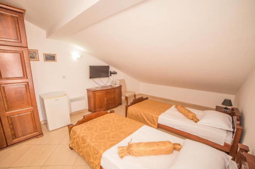 Fiammanti Hotel Montenegro-Standard Double Room  Attick 2 - foto 3