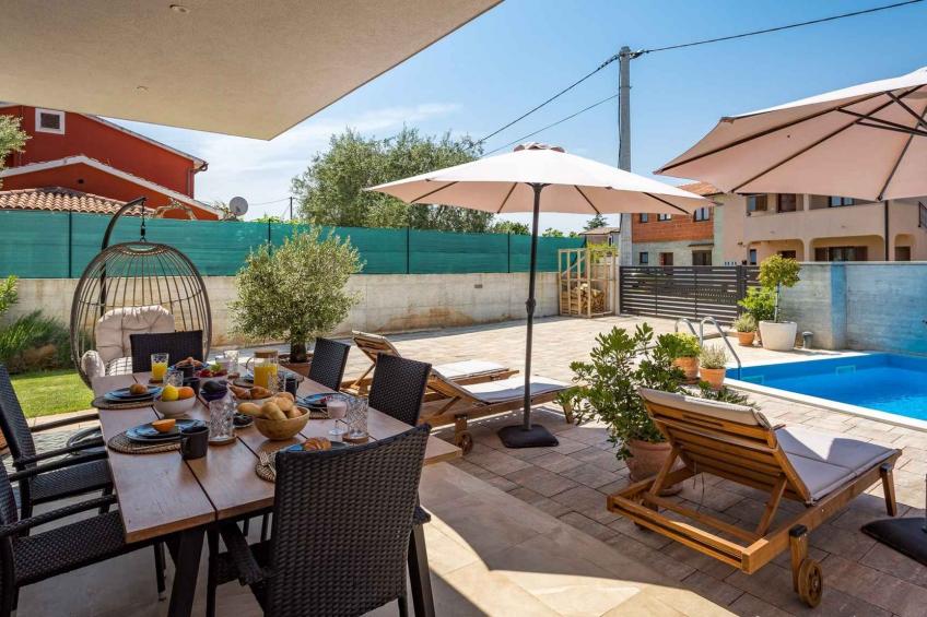 Villa met zwembad - BF-Y9YZR - foto 9