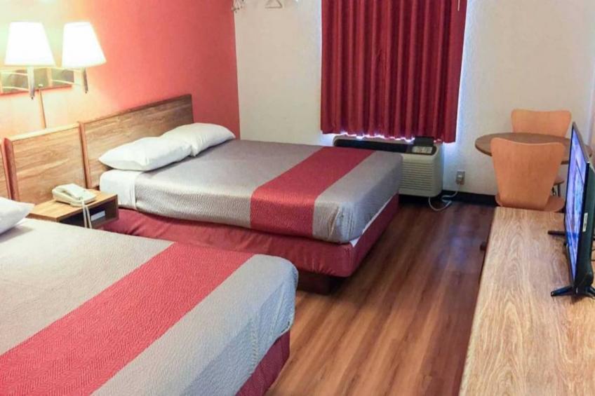 2 Queen Beds  Non-Smoking - foto 5