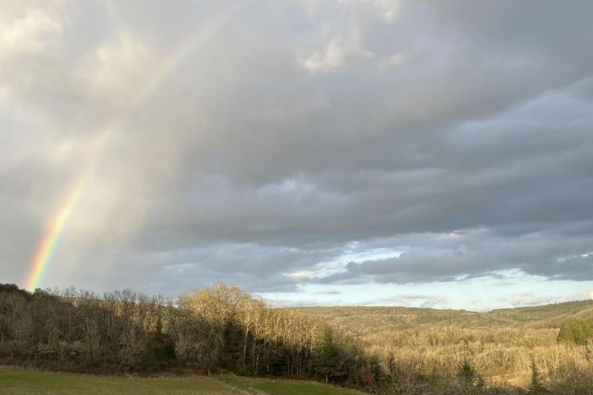 Aube-sur-la-Vallée, weitläufig mit Blick auf das Tal - foto 23