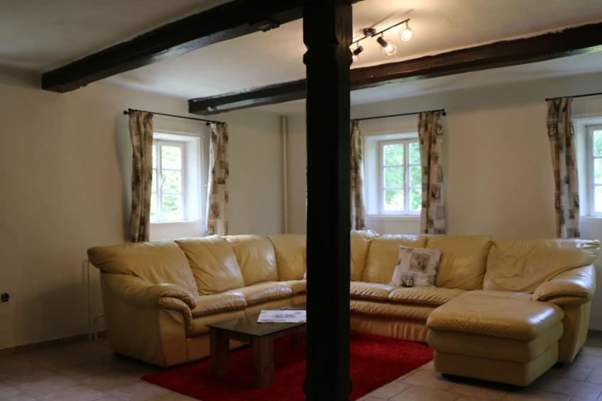 Traditionelles Haus, umgeben von Wäldern in Ralsko - foto 20