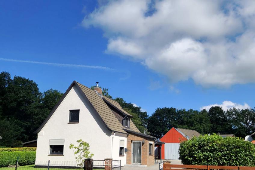 Semi-detached house, Lintig