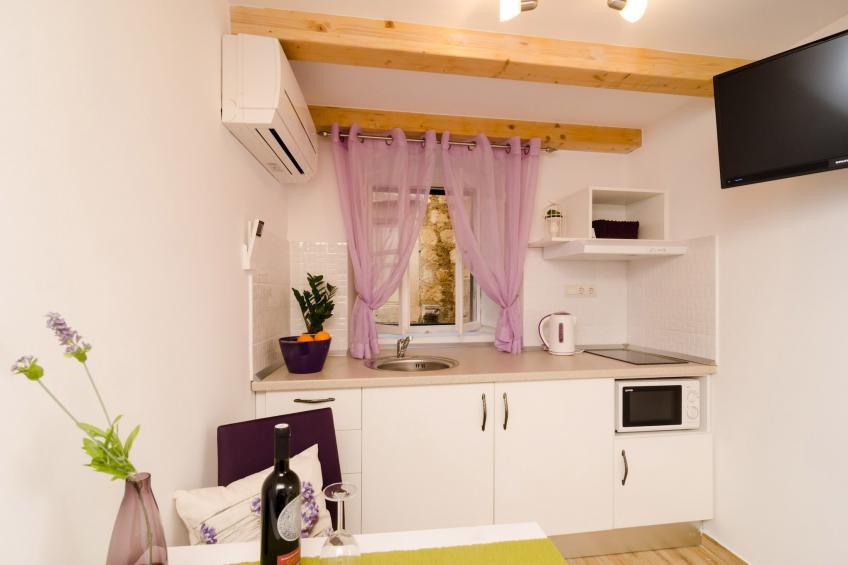 Lavender Garden Apartments - Comfort Studio Apartment (Ground Floor) - APT 2 - foto 5