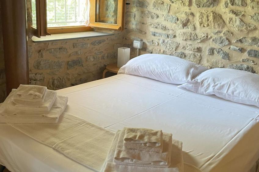 Zypressen, ein Haus im Wald an der ligurischen Riviera - foto 3