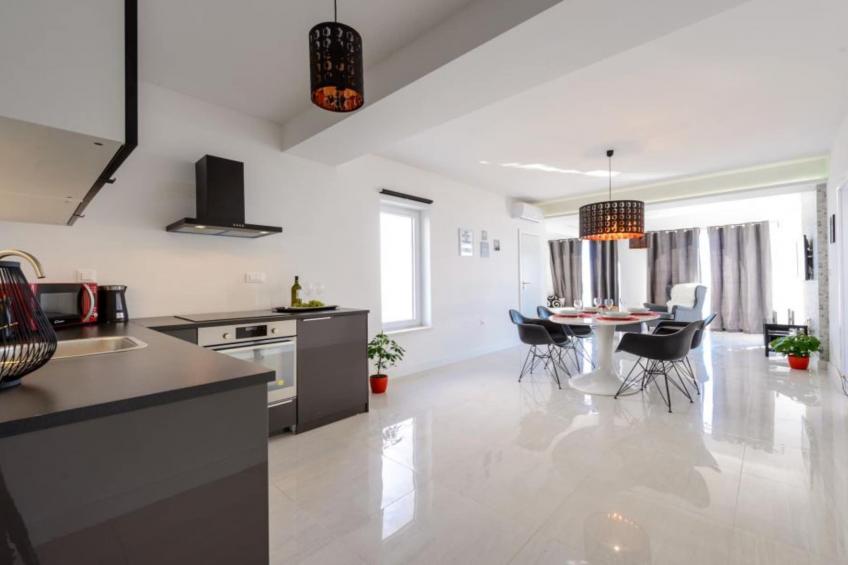 Apartments Villa Capitano - Two Bedroom Apartment with Balcony and Sea View (CRNI) - foto 2