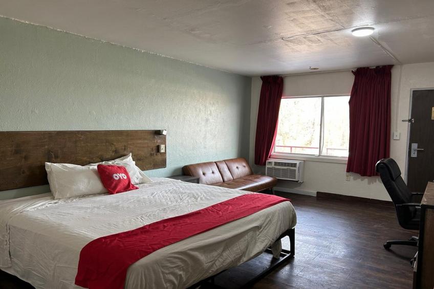 King Bed with Sofa Bed - foto 8