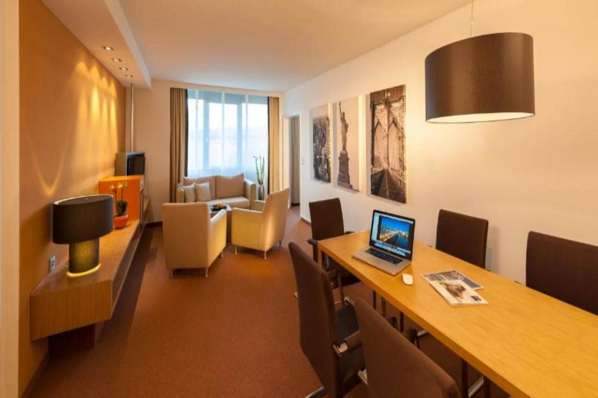 Sunday am Main Taunus Zentrum Frankfurt/Sulzbach Junior suite - foto 13