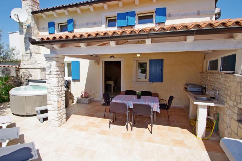 in Kavran mit Terrasse und Grill - foto 5