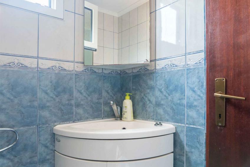 Holiday apartment with air conditioning, terrace and sea view in Slatine - BF-3VNF8 - foto 14