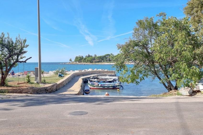 "Ivan" direkt am Strand
