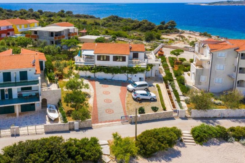 Villa Ivan apartment with terrace and sea view A3 - foto 66
