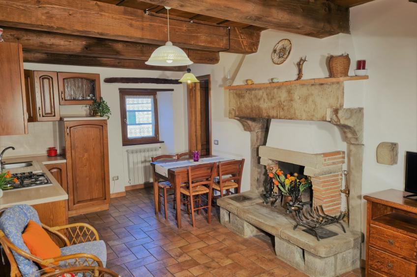 Wohnung in einem historischen Steinhaus - foto 3