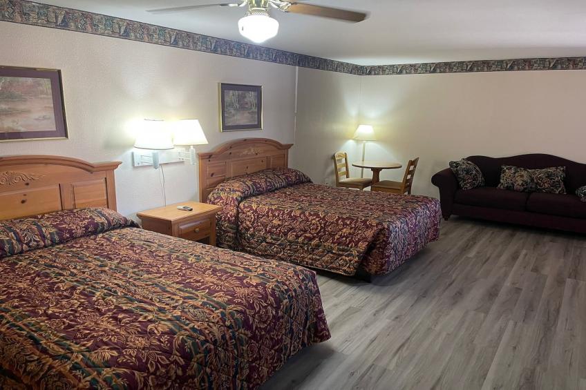 2 Queen Beds with Kitchenette Non-Smoking - foto 17
