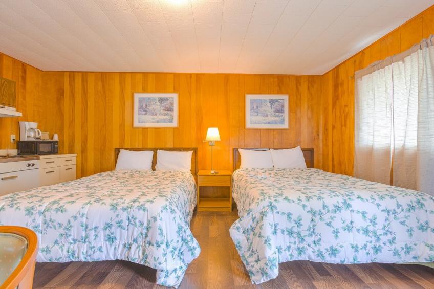 Family room with kitchenette 2 Queen Bed - foto 10