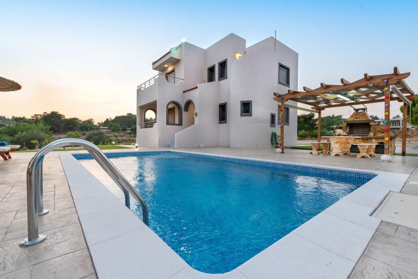 Sun's Reach Villa mit Schwimmbad - foto 18