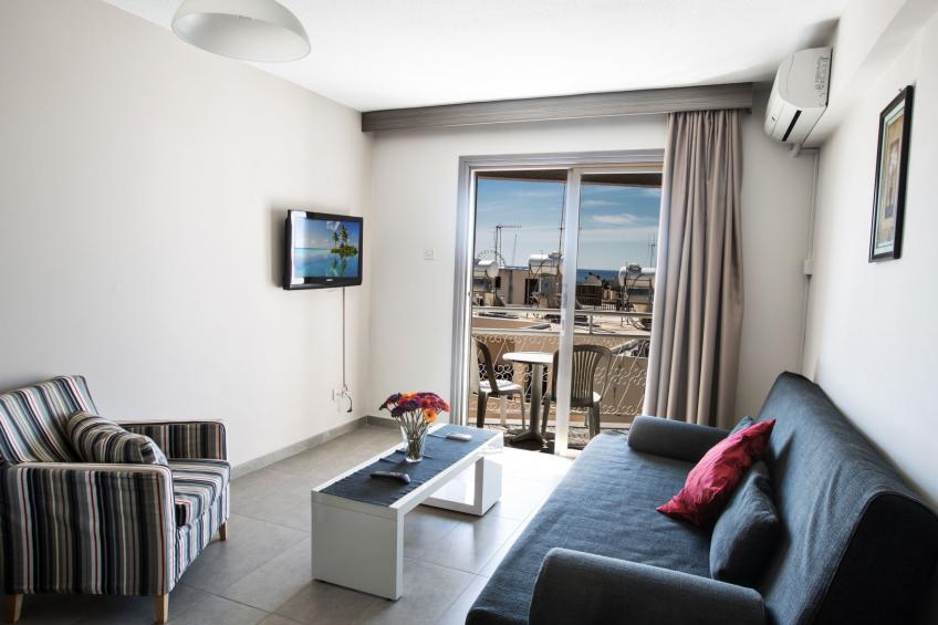 Zwei-Zimmer-Wohnung mit Balkon