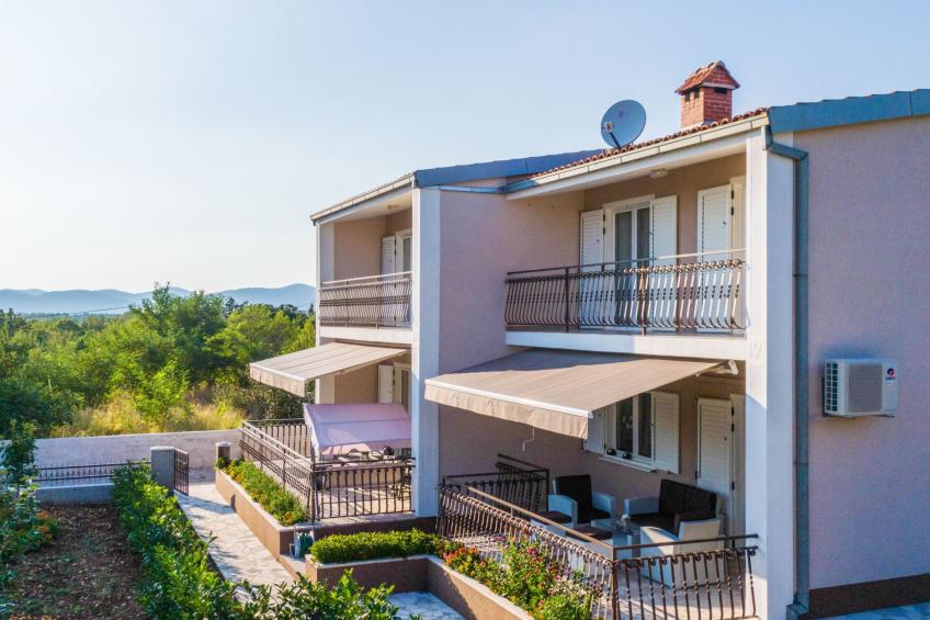 Schöne Villa in einem friedlichen und ruhigen Dorf - foto 58