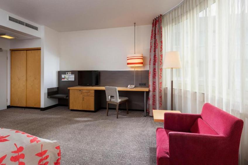 Sunday Hotel Frankfurt 1-Bedroom Suite Twin Beds - foto 17