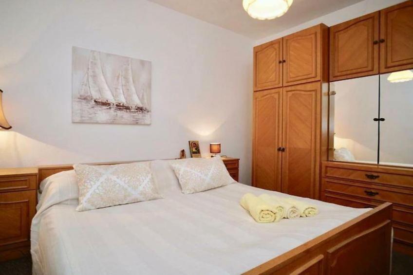 Three Bedroom Apartment with Terrace - foto 7