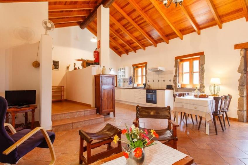 Komfortables Ferienhaus mit privatem Pool und idealer Lage im Naturpark mit Näh - foto 2