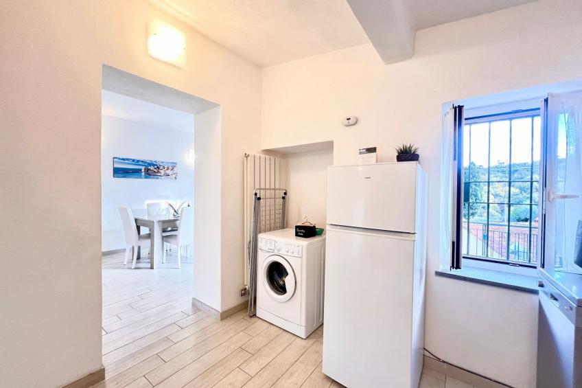 Wohnung im zweiten Stock mit Parkplatz und Garten - foto 38