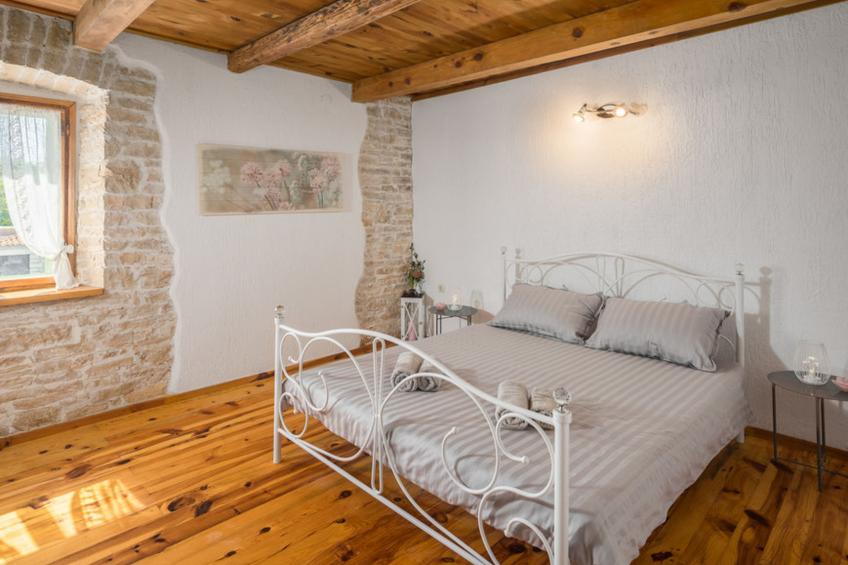 Courtyard Ivini - foto 6