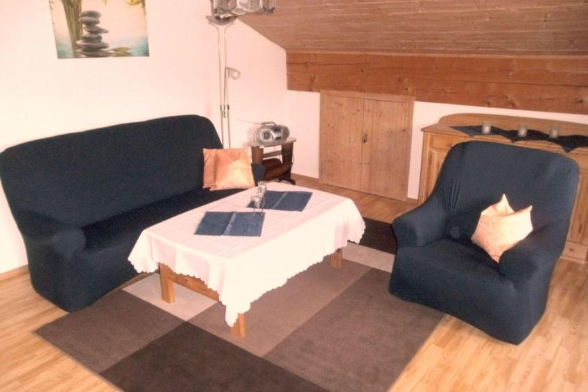 Dachgeschosswohnung mit toller Aussicht vom Balkon - foto 2