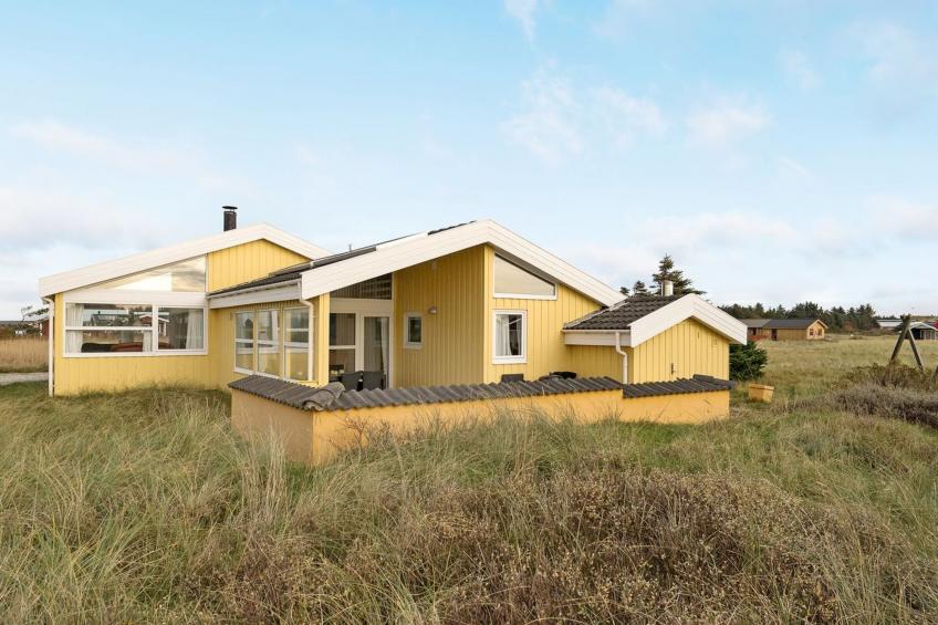 "Thorir" - 300m from the sea in NW Jutland