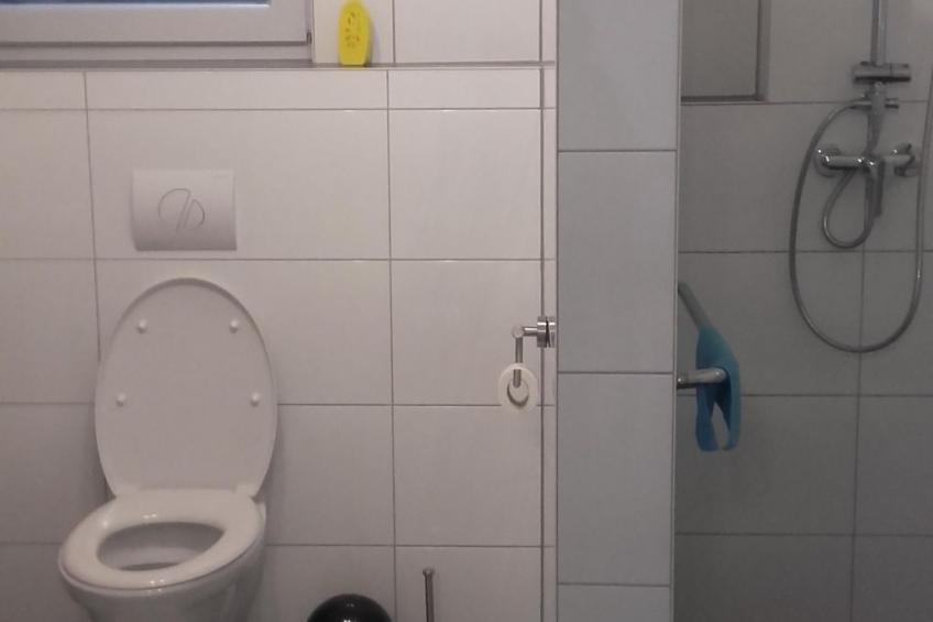 Wohnung mit großer Gartenterrasse und Ausblick - foto 24