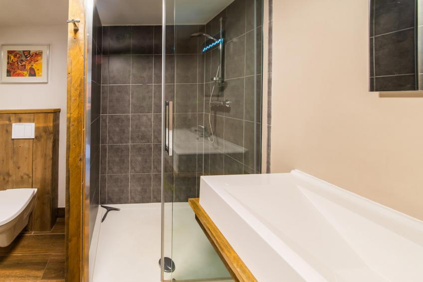 magnifique habitation pour 8 adultes avec Sauna et bain à Bulles - foto 28