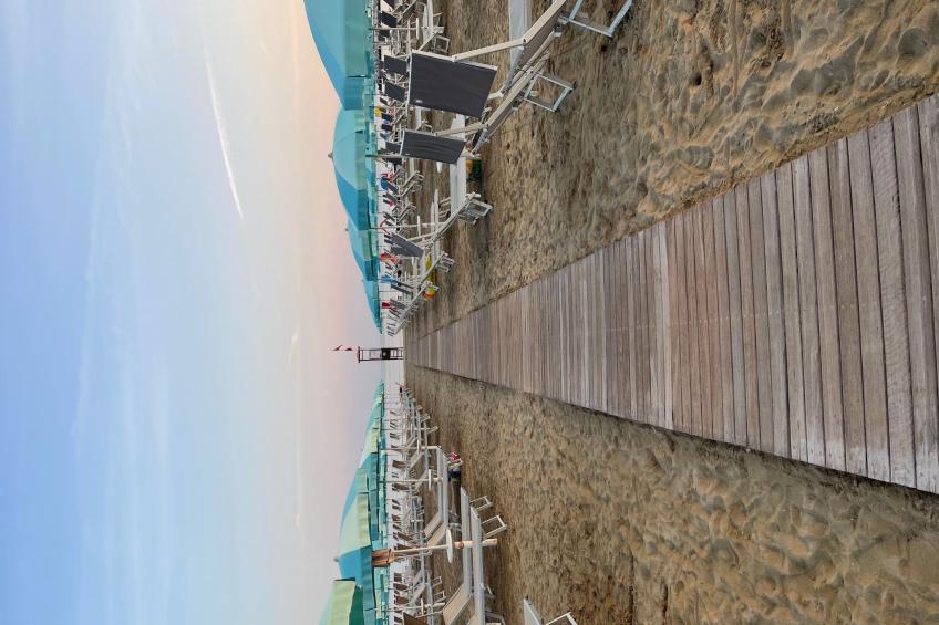 Flacher Strand und Zentrum, Privatparkplatz - foto 19