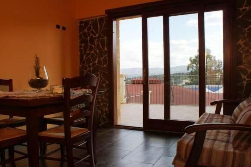 Große Wohnung mit Schwimmbad und Jacuzzi - foto 2